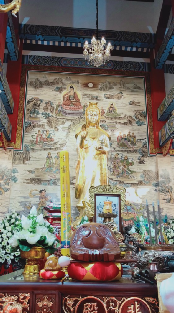วิหารพระโพธิสัตว์กวนอิม มีนบุรี