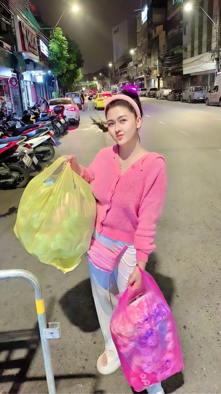 ร้านเมษาขายทุกอย่าง 🍒🍰