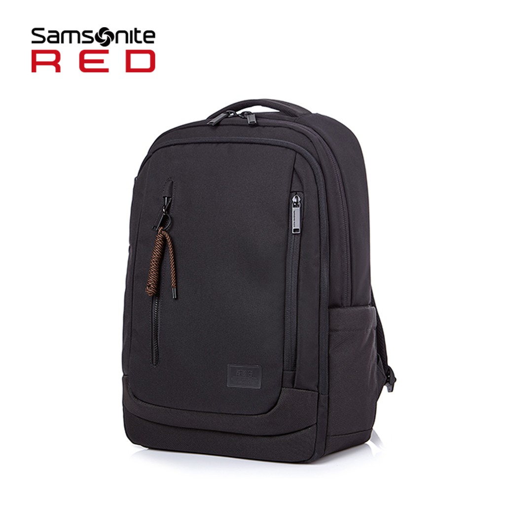 商品規格說明 貨號: CARLOW GT8 15.6吋筆電後背包M 尺寸: 30.5*11*44.5 cm 材質：100% Cordura®耐磨尼龍 + 聚酯纖維特色:*採用Cordura® 耐磨材質