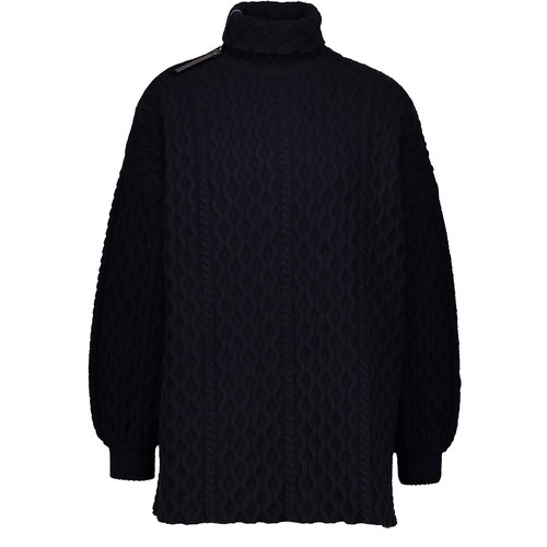 This roll neck sweatshirt brings warmth that is enhanced by the Loewe fashion house, creator of soph