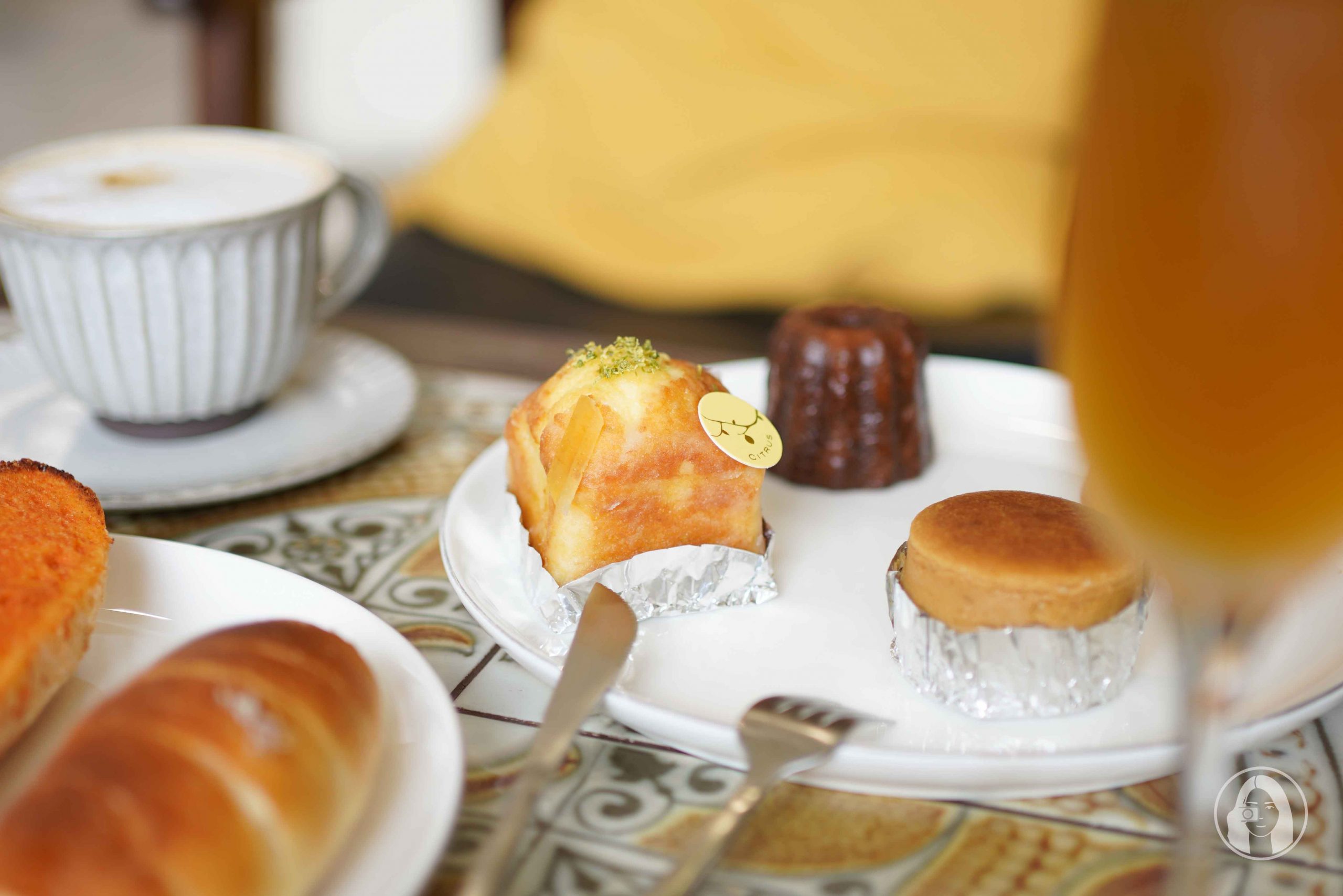 台中.美食 蜜柑法式甜點麵包 Citrus Pâtisserie Boulangerie ，藏身勤美商圈老宅的質感烘焙坊 鹽可頌、脆皮泡芙、生乳捲、季節水果蛋糕