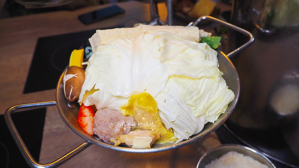 西門火鍋水產,西門町火鍋2019,嗑火鍋,台北火鍋,旺角石頭火鍋,西門千葉火鍋 西門町火鍋放題,西門町美食,嗑火鍋菜單,西門新開火鍋,八海精緻鍋物料理