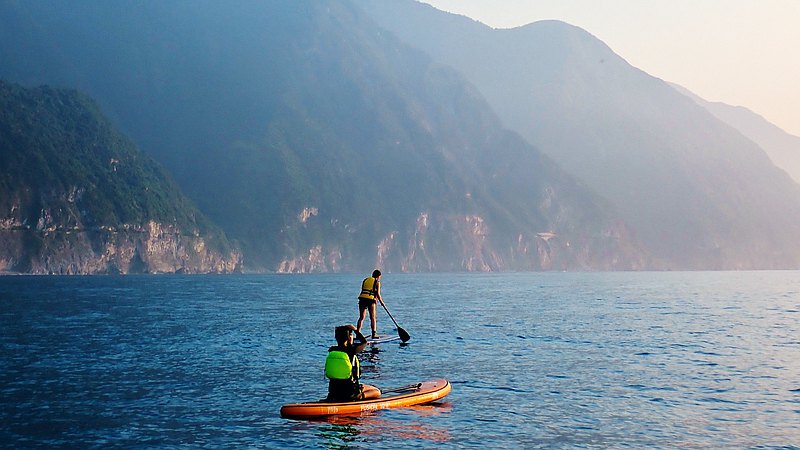 台灣最美清水斷崖立槳 SUP・一人一板・免費接駁/租車・四人開團