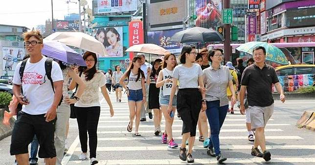 今回暖！周四晚「狂降8度」瞬間回冬天　跨年天氣曝光了