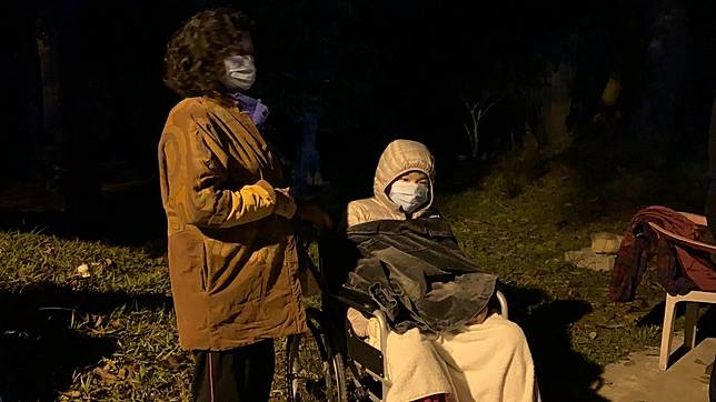 台南玉井真理長輩堂疑遭縱火七死，逃出者驚魂未定。記者吳淑玲/攝影