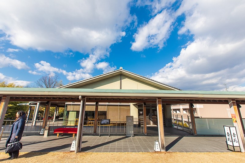 日本京都 京都吉兆松花堂店 苔與竹的松花堂庭園 京都三大懷石便當 京花堂便當 Tabelog 3 42 Line旅遊