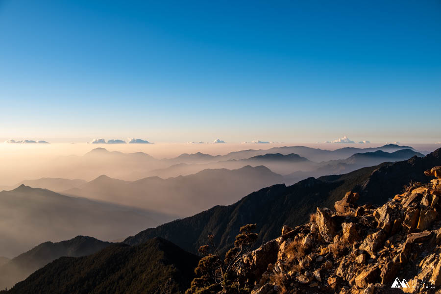 山女孩MelissaxMao冒險生活_玉山主峰東峰西峰兩天一夜_登山紀錄分享-82.jpg