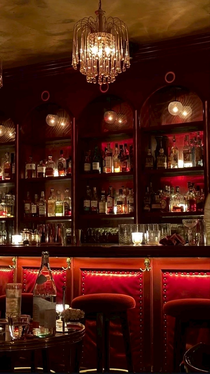 RP Genshin  : Velvet Den Bar & Lounge ( ⚫🔴 )