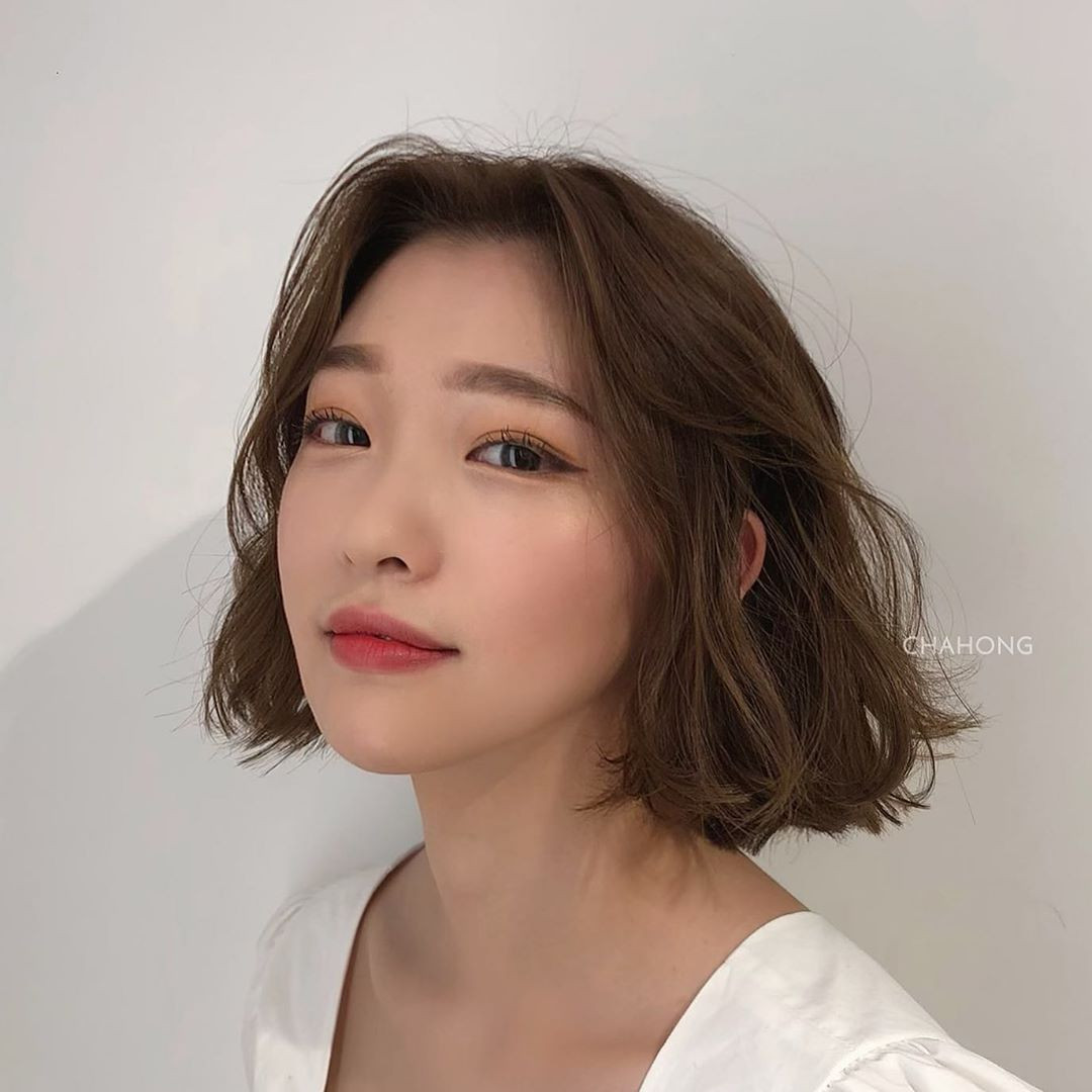 圓臉、大餅臉、細軟髮必看！4點髮型技巧，變身瓜子臉