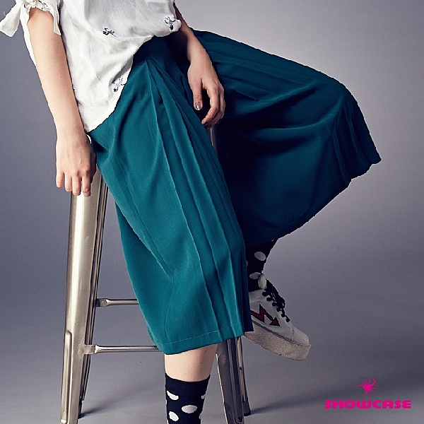 修飾身型 拉長腿部比例n鬆緊腰帶 後拉鍊設計n俏麗/時尚穿搭必備