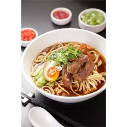 ◎台灣國際知名晶華酒店牛肉麵餐廳br國際台北牛肉麵節-冠軍牛肉麵br國際媒體CNN報導來台必吃牛肉麵|◎|◎主商品:晶華紅燒牛肉麵560克*10盒內容物:牛肉料理包*1、麵條包*1重量:560公克（牛