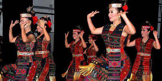 10 Macam Macam Tarian Daerah Yang Unik Penuh Keelokan Dan Asli Nusantara Merdeka Com Line Today