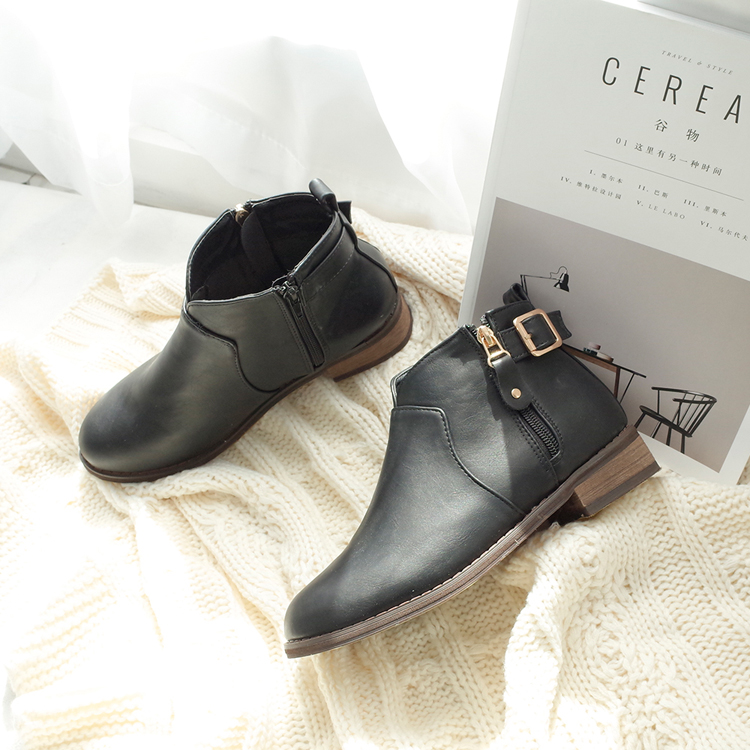 大小尺碼短靴 小V口側拉鍊平底短靴