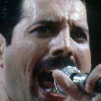 ชมรมคนชอบ Queen