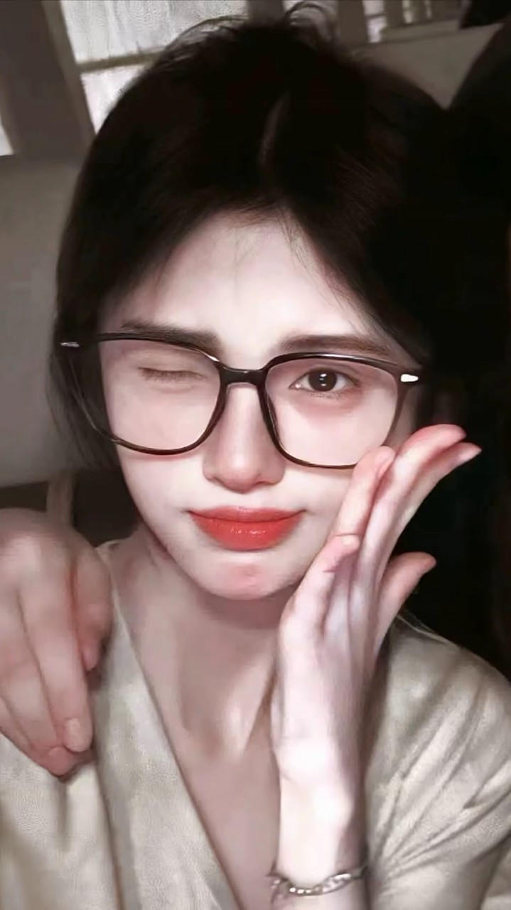 聊天/處關係等等的都可以，但不要罵人🍊