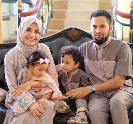 FOTO Kompak! Momen Manis Keluarga Shireen Sungkar dan Teuku Wisnu