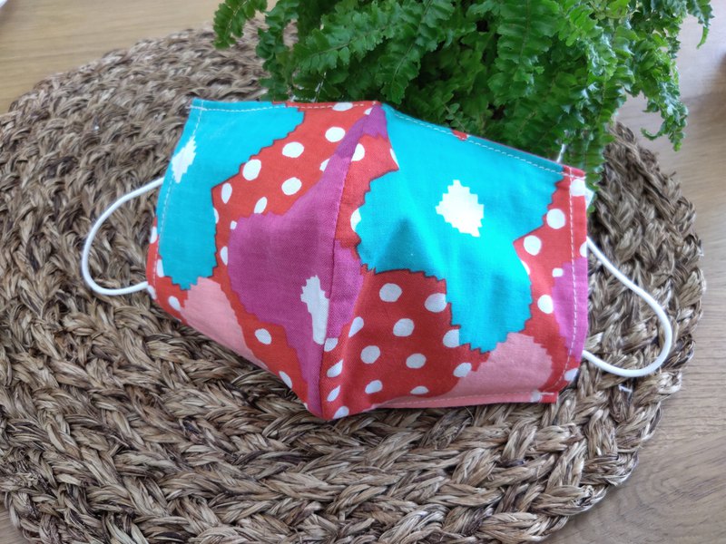 尺吋：21.4*14.5公分 材質：100%棉 手工剪裁/車縫