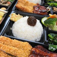 呷弁当！！智能販賣機《賣的是便當》