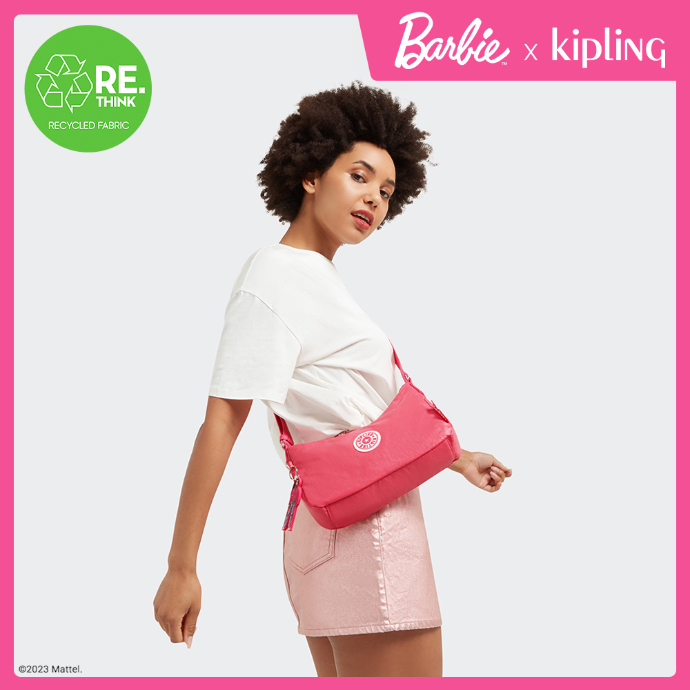 Kipling x BARBIE俏麗芭比粉中型斜背包-AYDA