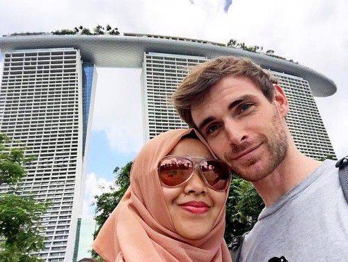 Kisah Cinta Traveler Beda Negara Ini Dijamin Bikin 'Baper'!