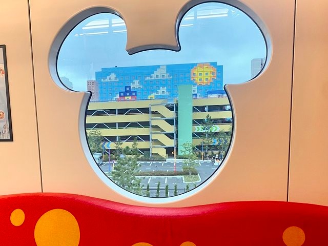 4 5オープンの トイ ストーリーホテル に潜入 巨大なバズやジェシーと記念撮影 More