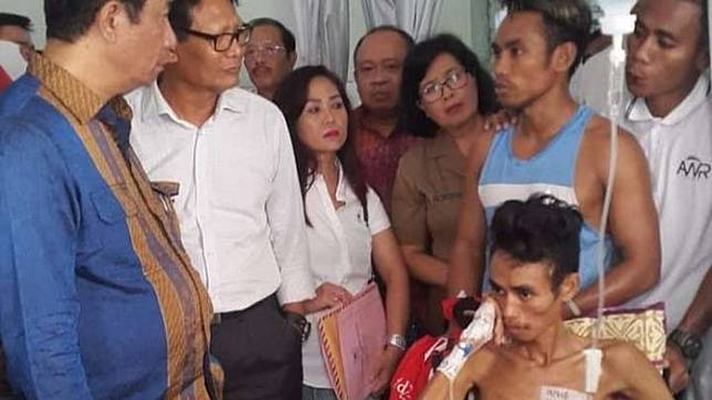 Petinju Indonesia, Valentinus Nahak (bawah)