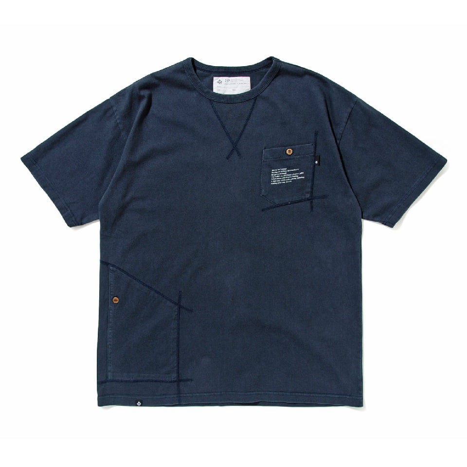 *品牌:B-SIDE*材質:100% COTTON (重磅純棉)*水洗色落*梯形口袋設計*M L XL三段尺寸*黑 藍 橘 共計三色以梯形雙口袋配置為單品重點,領下止汗片以及口袋邊緣皆以三本車縫製程強