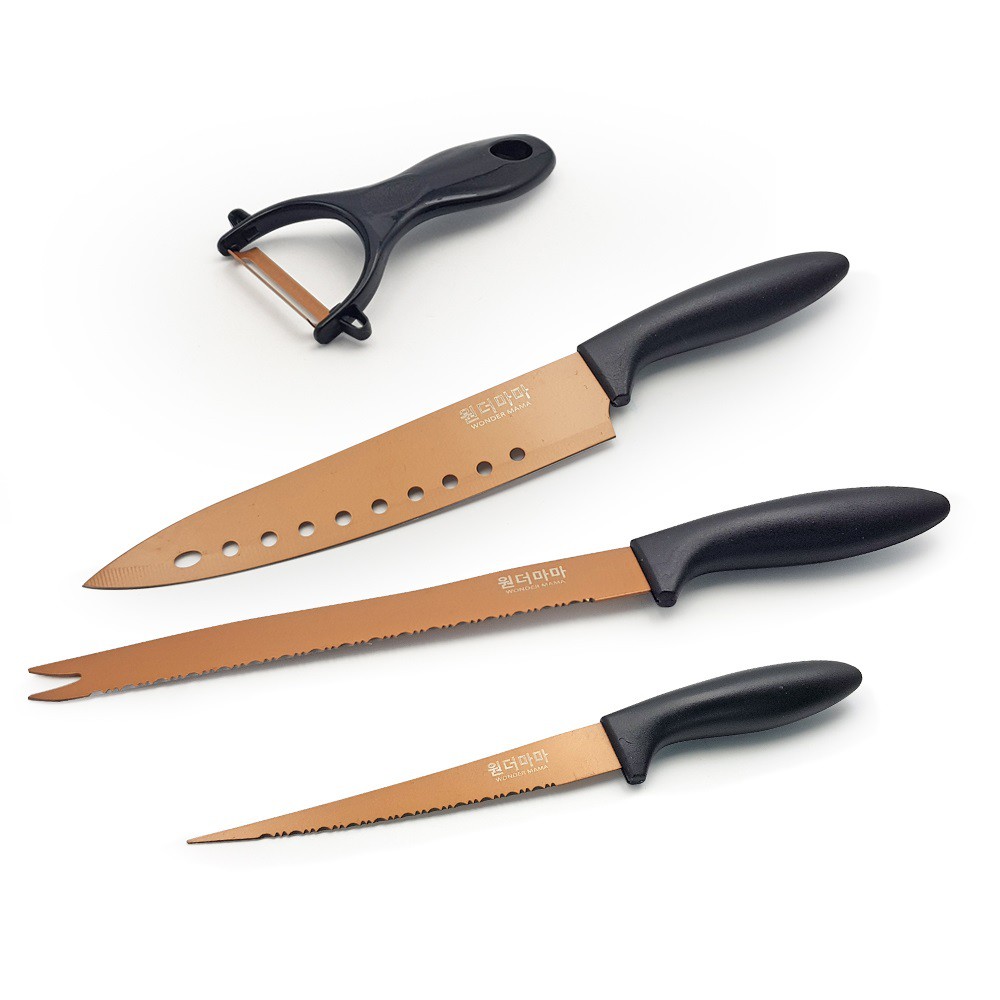 ◆頂級420刃具醫療級不鏽鋼材◆主廚刀8吋長刀身，切割不沾黏，處理食材超容易◆麵包刀8吋長刀身，好握更好用◆萬用刀6.6吋，讓您能全面處理各類食材◆高級彩盒包裝，送禮自用收納兩相宜【韓國WONDERM