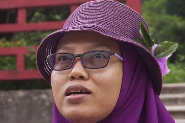 Immigration Officials Deport Indonesian Domestic Worker Who Covered Hong Kong Protests As A