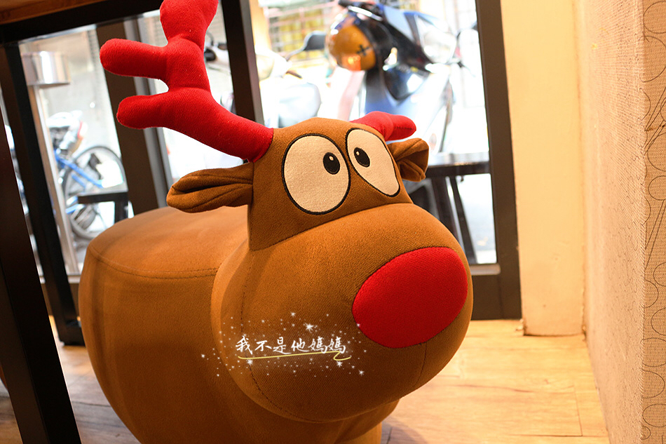 犀牛犀牛肉蛋吐司,南京復興美食,南京復興早午餐,我不是他媽媽,南京東路不限時早午餐 ,創意料理,創意早餐,低卡,低熱量,生酮,國民健康署