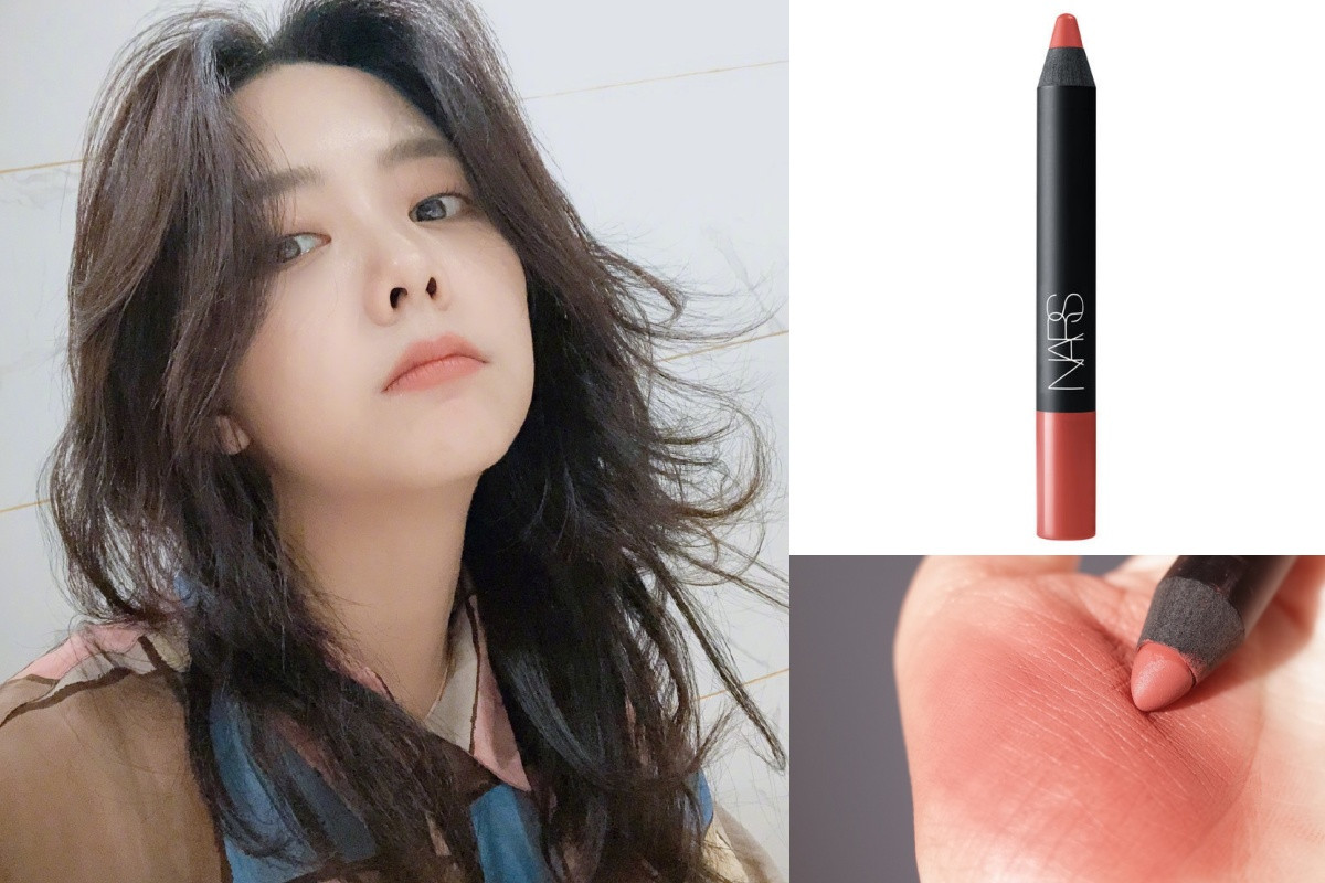 譚松韻唇膏1：NARS 絲絨迷霧唇筆 #TAKE ME HOME，NT.950