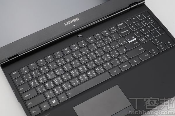 Lenovo Legion Y530－ 沉穩低調的電競筆電