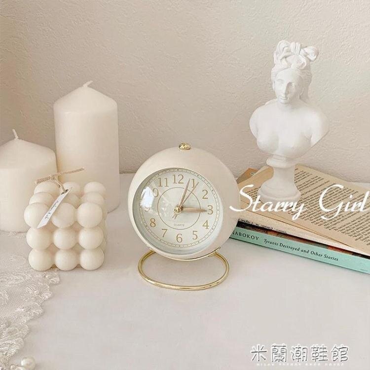 小夜燈時鐘 復古鬧鐘學生簡約ins桌面時鐘床頭圓形臺鐘帶夜燈vintage家居擺件 快速出貨~【全館88折+振興再享5%回饋】 可開發票 保固一年 免運