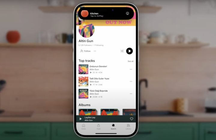 AirPods Pro 2 新增適應性音訊，CarPlay 導入同播共享功能 ！同步迎來 AirPlay for Hotels