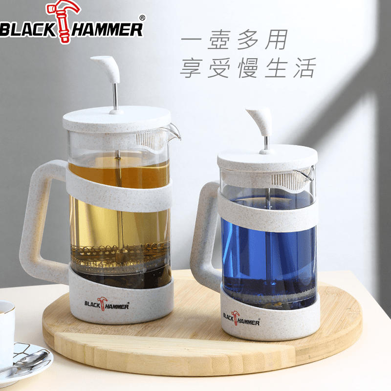 Black Hammer博思耐熱玻璃濾壓壺，耐熱玻璃材質，耐高低溫，可承受瞬間溫差120度，使用更便利。一壺多用，享受慢生活~適用於各適茶飲、咖啡等等，710ml/1100ml任選喔！