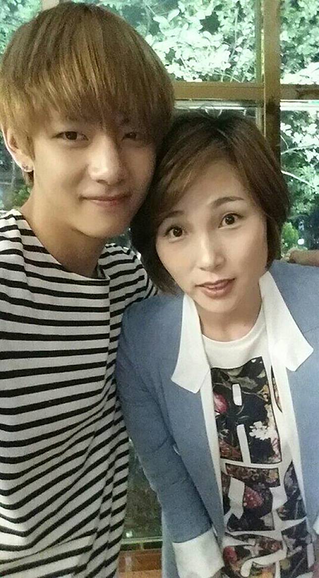 Paling Populer 30 Foto Keluarga Jungkook Bts - Romi Gambar