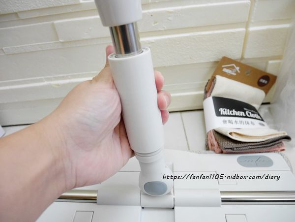 【7Nice、大掃除清潔】#省空間收納式馬桶刷組 #簡約生活擦拭布 #大力士彈力拖把 (4).JPG