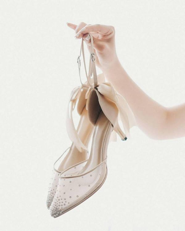 7 Rekomendasi Brand Lokal Yang Tawarkan Koleksi Sepatu Pernikahan