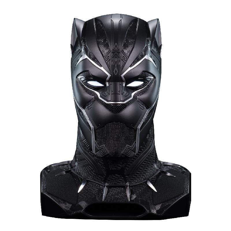 產品特色 高度還原電影角色，黑豹盔甲上的細緻圖騰刻紋 高質感設計，外觀採用消光表面處理，更貼近原著角色盔甲的「汎合金屬質地」 開機指示LED燈，開啟電源時眼睛LED燈會亮起 專屬的聲光效果，直接感受電