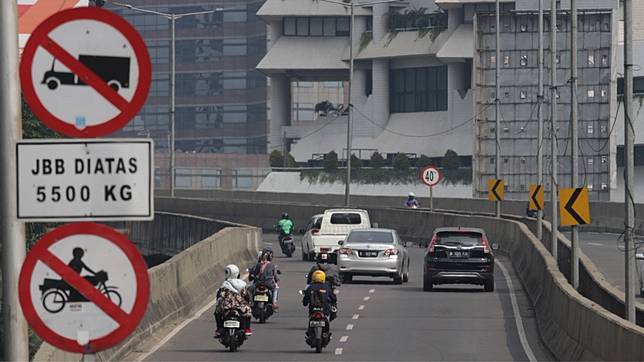 6 Pelanggaran Lalu Lintas yang Kerap Dilakukan Ojek Online di Jakarta