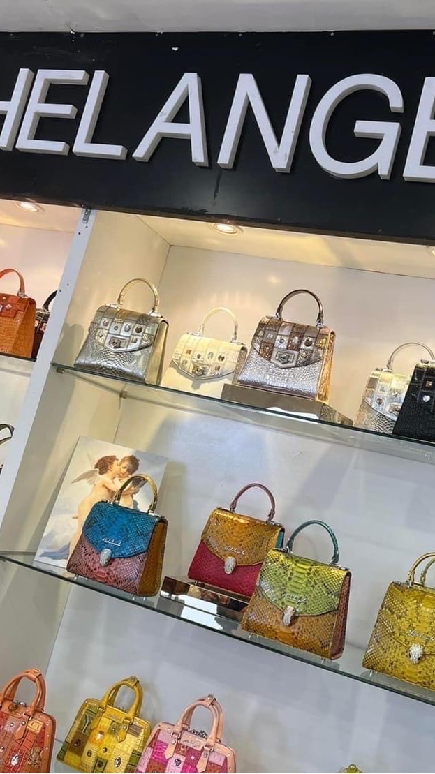 Michelangelo SALE 60-70 % หนังสัตว์แท้