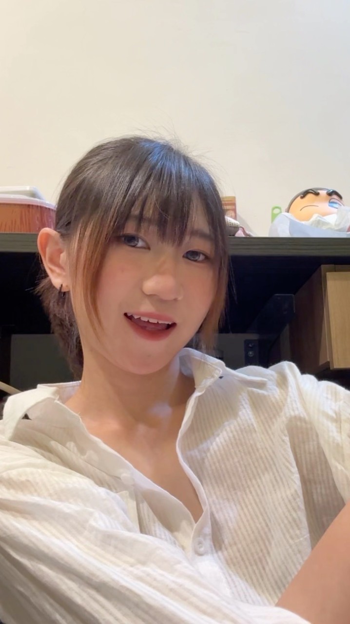 白白(｡･ω･｡)