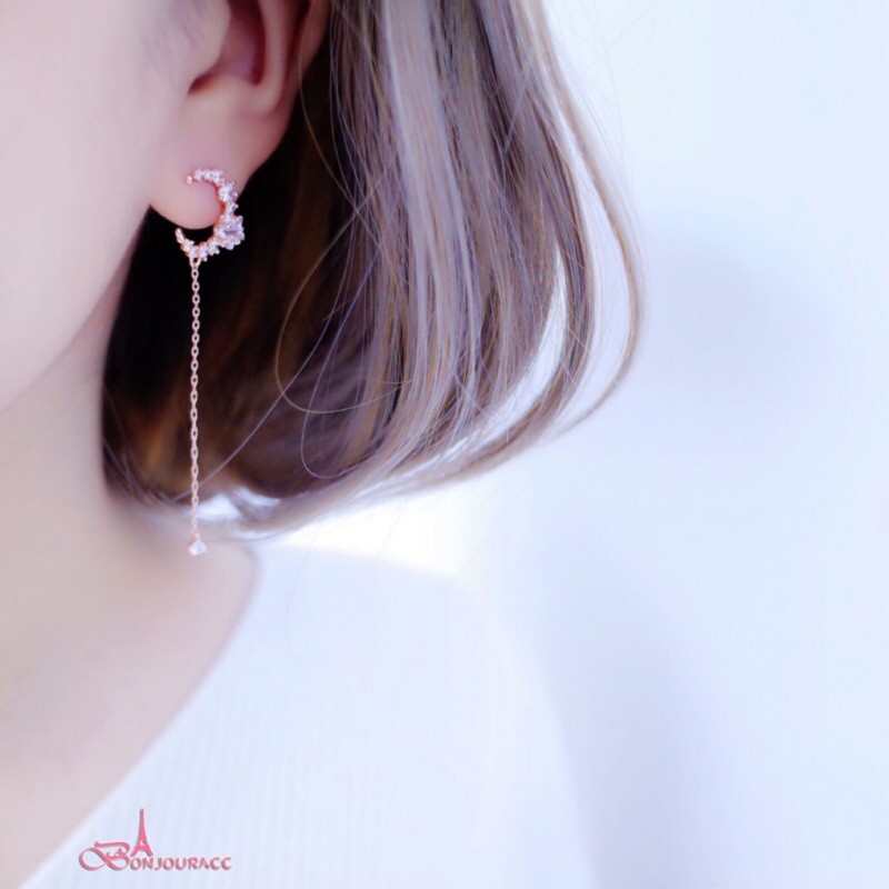 made in korea 編號nc001 925銀針 總長約6.1cm 月亮約1.5cm 星星約0.5cm #bonjouracc 商品為bonjouracc實品拍攝 避免香水等化學物質 不配戴時放