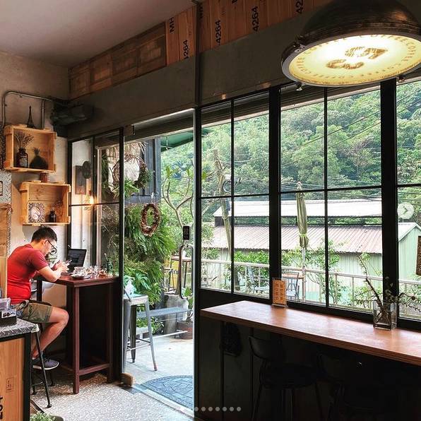 圖片來源：IG @husbandxwife