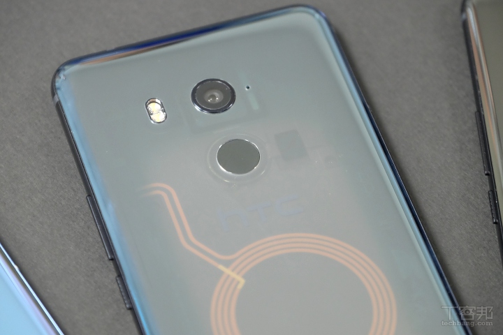 HTC U11 Plus 正式登場，擠握功能再升級、採 6 吋 18:9 螢幕