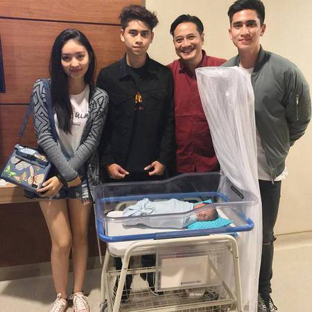 Verrell Bramasta dan Adik Cowok Barunya, Kakak Idaman