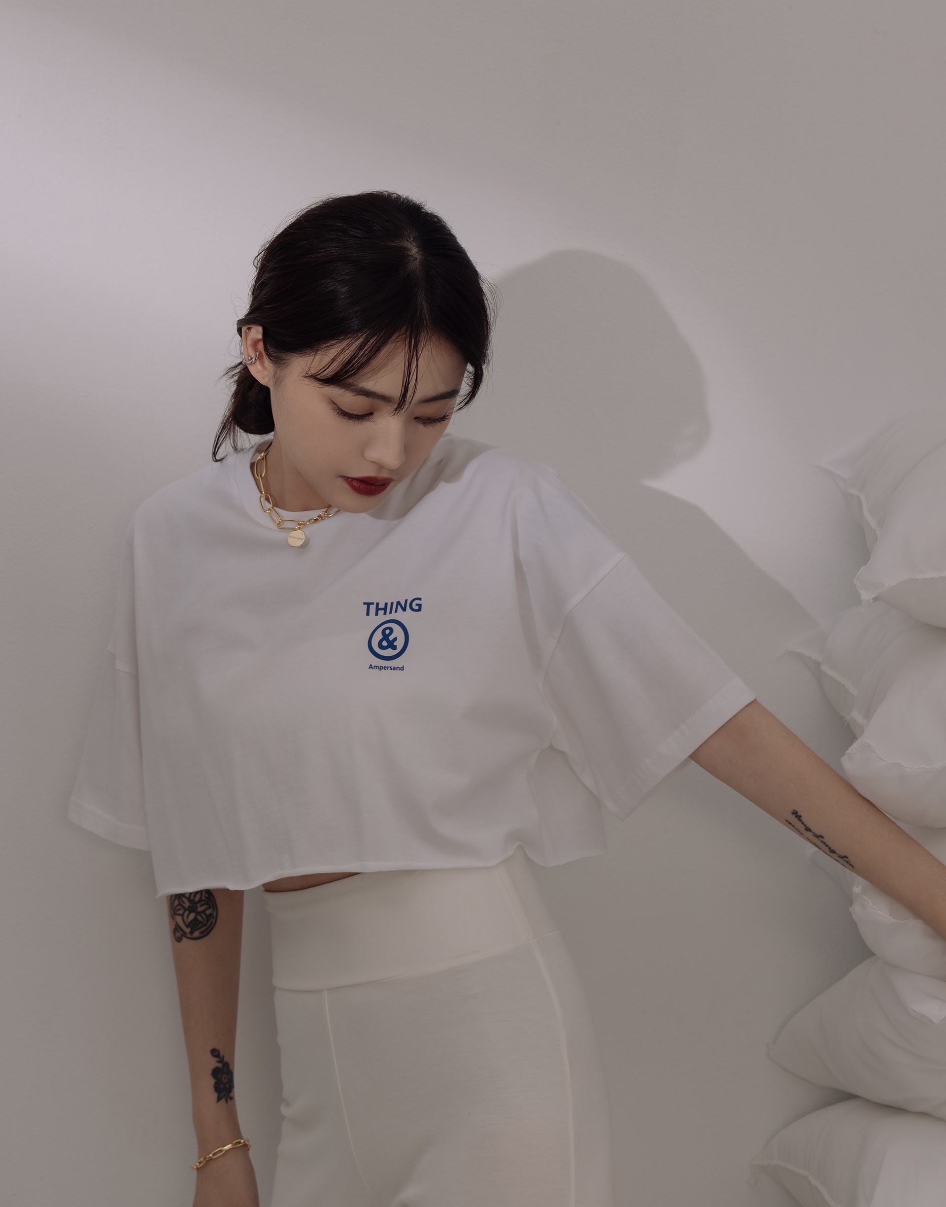 & IN THING LOGO短版TEE-PAZZO