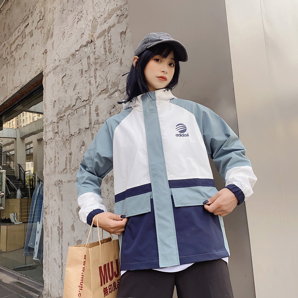 Adidas 外套 連帽外套 防風外套 運動外套 休閒外套 長袖外套 愛迪達風衣外套 連帽 女生外套 情侶外套 戶外運動 吸濕 排汗 運動上衣 慢跑健身外套 訓練服 休閒開衫夾克 飛行外套 防風外套 情侶裝 男外套 男生風衣 教練外套