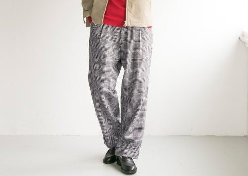 秋日氣氛就以格紋展現！運用3款上衣輕鬆變換風格