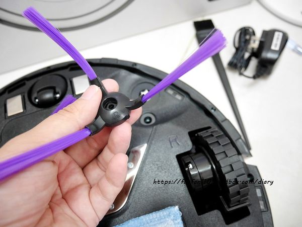 居家清潔【TiDdi鈦敵】V320全新第二代智能規劃掃地機器人 #智能打掃 #自動回充 #水箱拖地 #搖控操作 (18).JPG